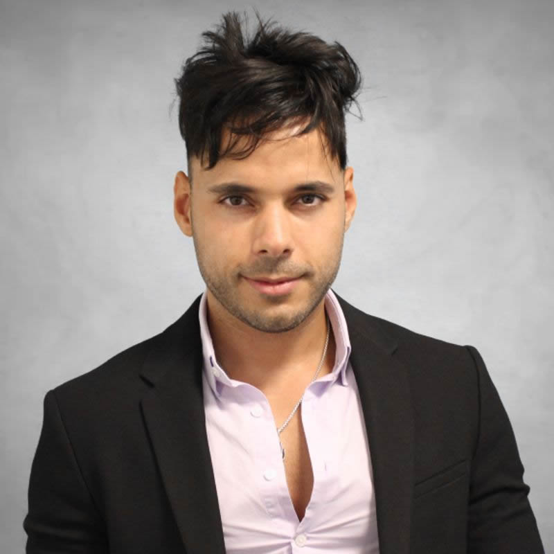 Ouss Housni Chief Information Officer, North America (Interim) Ouss Housni Chief Information Officer, North America (Interim)